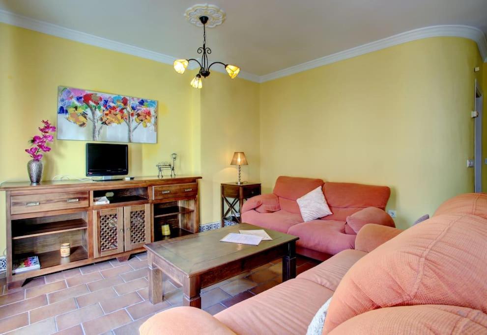רונדה Apartamento Duplex Centro Con Garaje Gratuito מראה חיצוני תמונה
